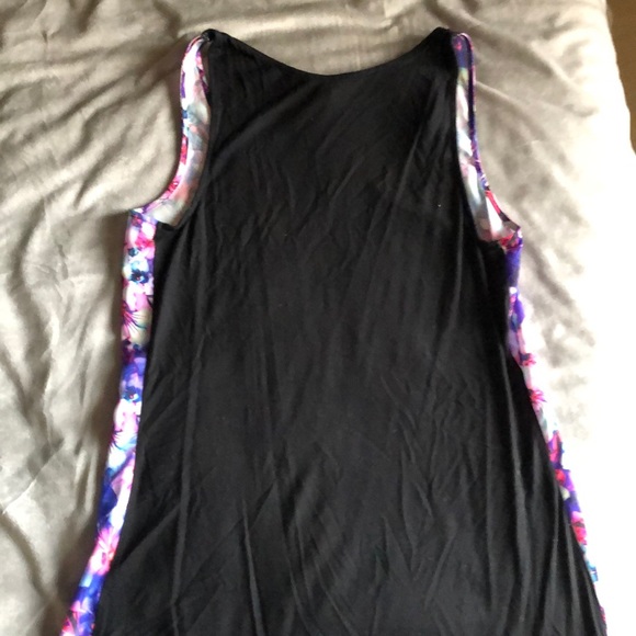 Express Flower Tank Top - Picture 3 of 4